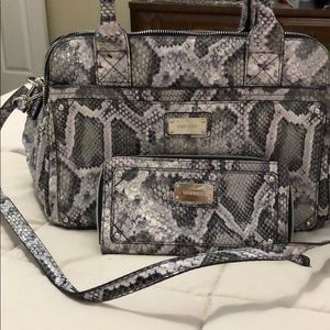 Nine West purse and wallet